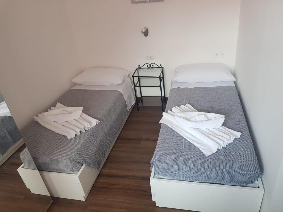 B&B Del Corso Castano Primo Dış mekan fotoğraf