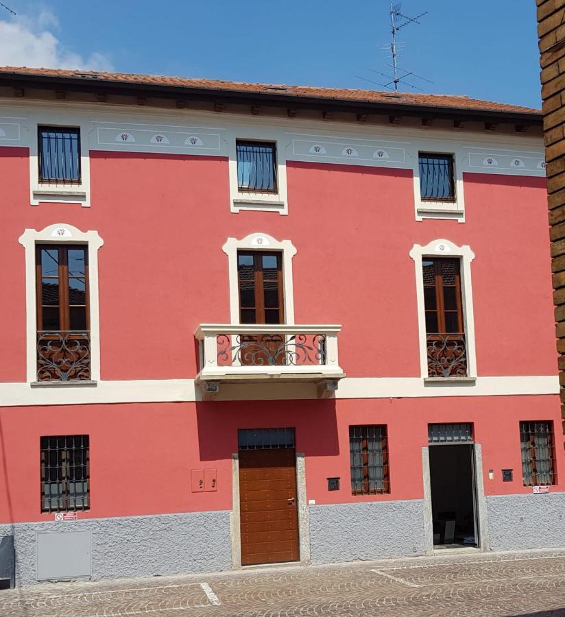 B&B Del Corso Castano Primo Dış mekan fotoğraf