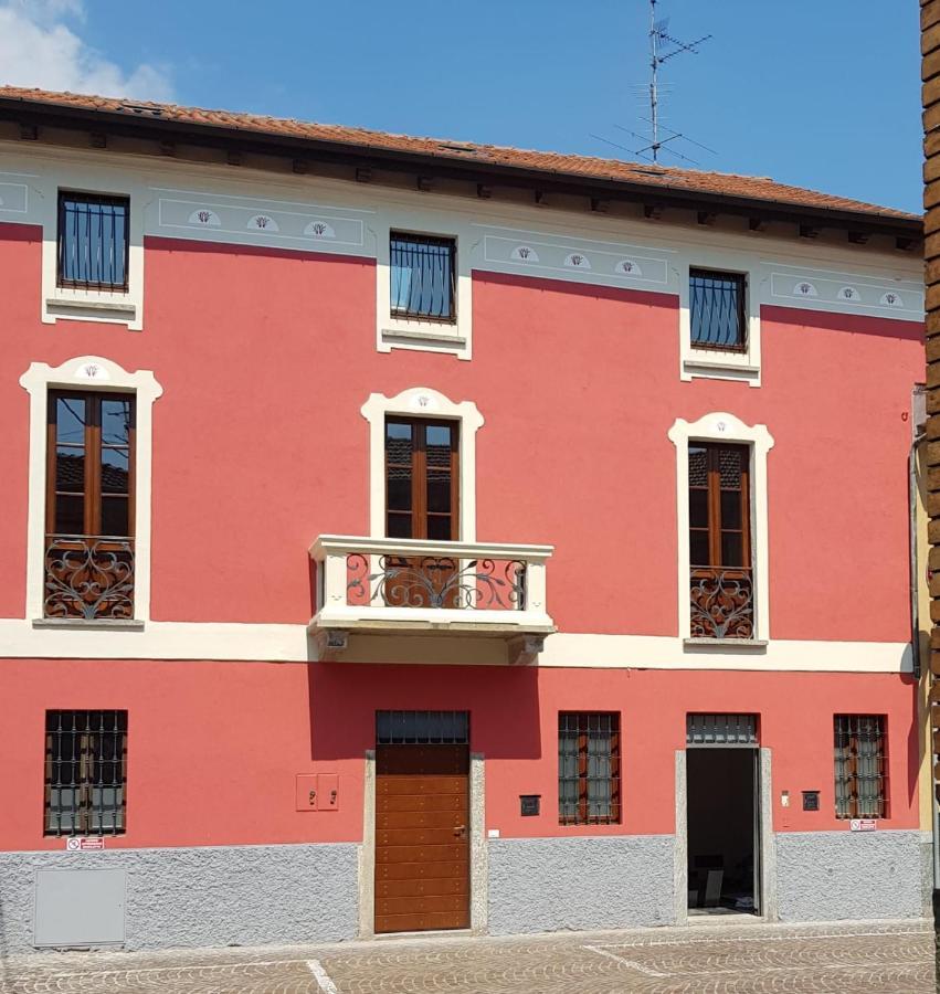 B&B Del Corso Castano Primo Dış mekan fotoğraf