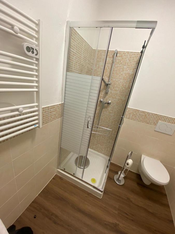 B&B Del Corso Castano Primo Dış mekan fotoğraf