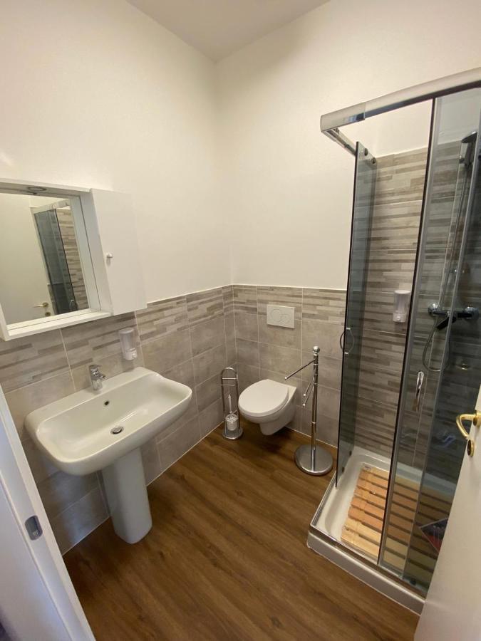 B&B Del Corso Castano Primo Dış mekan fotoğraf