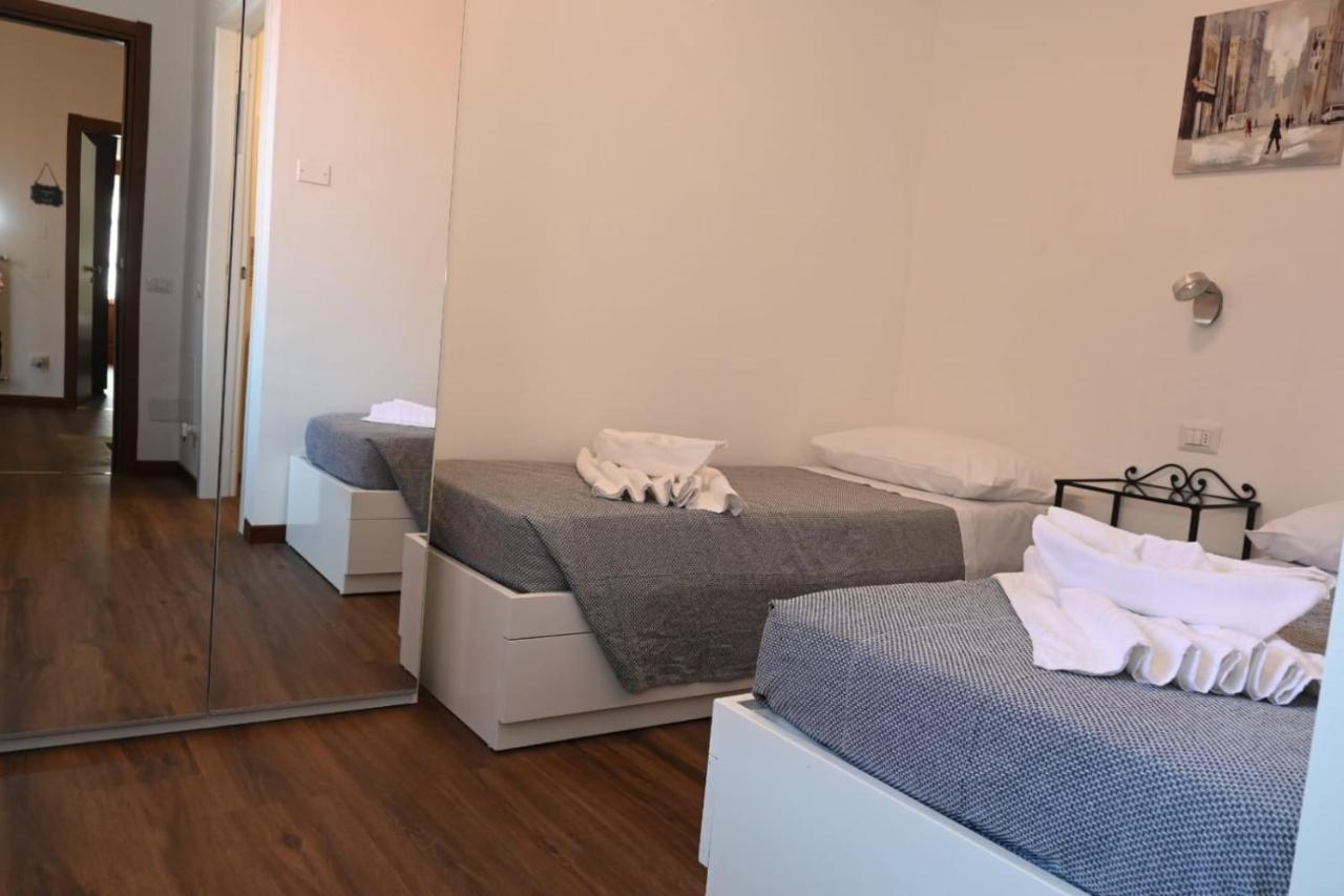B&B Del Corso Castano Primo Dış mekan fotoğraf