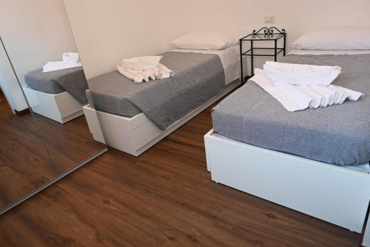 B&B Del Corso Castano Primo Dış mekan fotoğraf